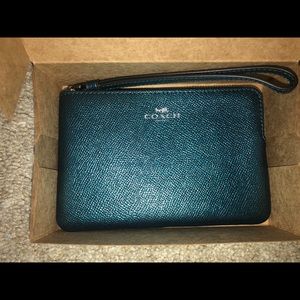 🌹COACH🌹DARK BLUE WRISTLET